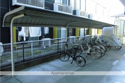 レオパレスメルベーユ　ＳＯＧＡ[1K/20.81m2]の共用部