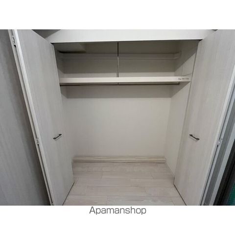 スプランディッド新大阪VIIIの内装写真