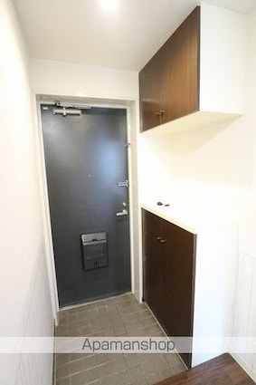 東京都立川市高松町２丁目[2LDK/56.13m2]の玄関