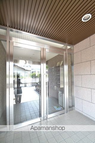 JRBハイツ横川の玄関写真