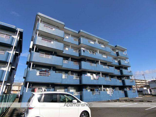 マンションロイヤルアイリスの外観写真