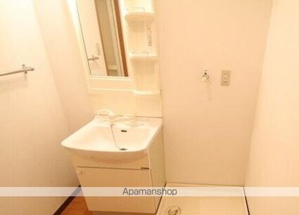 ＬＵＭＩＥＲＥ[1K/31.59m2]の洗面所