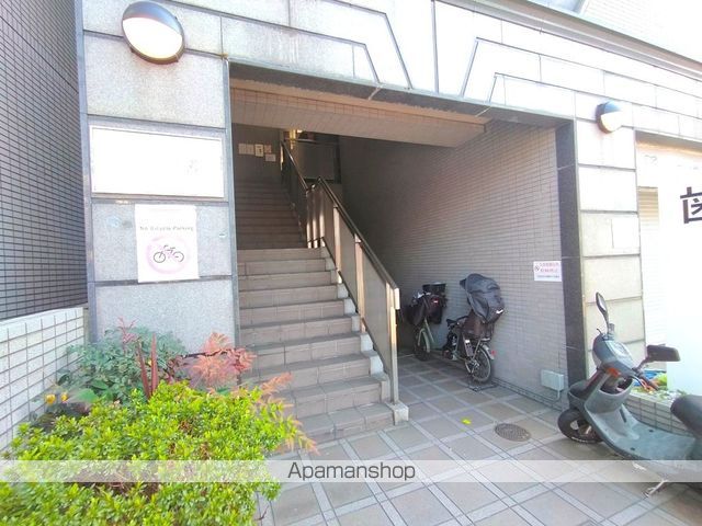 セザール東邦の玄関写真