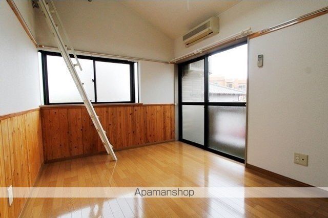 レディバッグ西新の内装写真