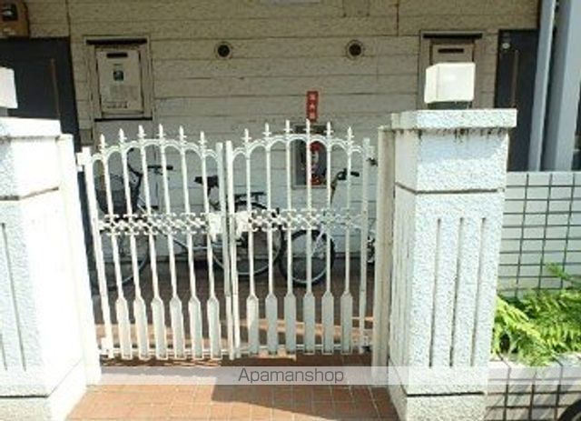 塚原ハイムの玄関写真