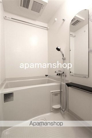 スプランディッドNAMBAMOTOMACHIドゥーエの内装写真