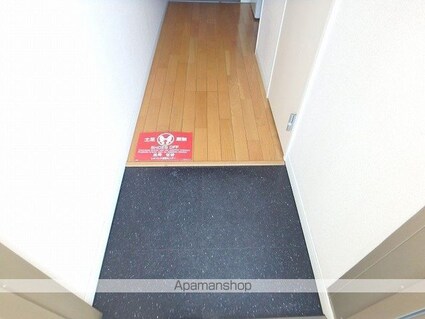 レオパレスディオネ[1K/20.28m2]の玄関