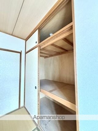 百石ハイツ[3LDK/68.25m2]の収納