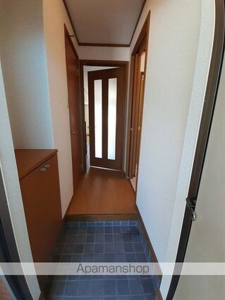 エスボワール三成[1R/25.52m2]の玄関