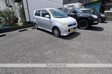 ミラベルガーデン[1LDK/47.71m2]の駐車場