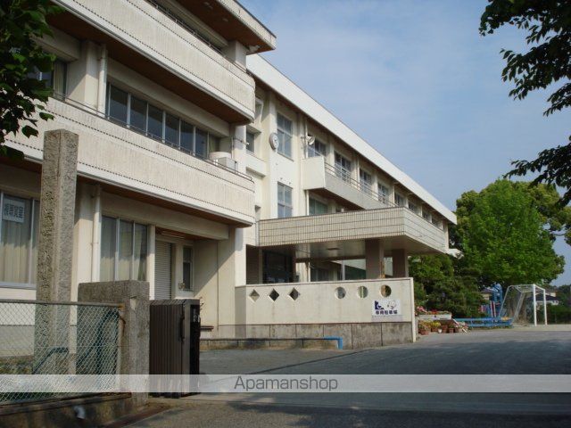 ポアールヴェルジュIIの周辺写真