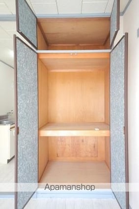 ハイツ椎の木[1R/17m2]の収納