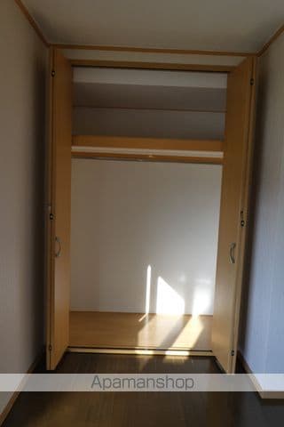 レヂデンス尾崎の内装写真