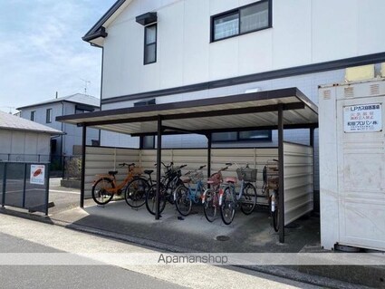 ロイヤルコート川西Ａ・Ｂ[3DK/53.73m2]の共用部1