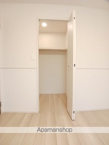 セリーンガーデン IVの内装写真