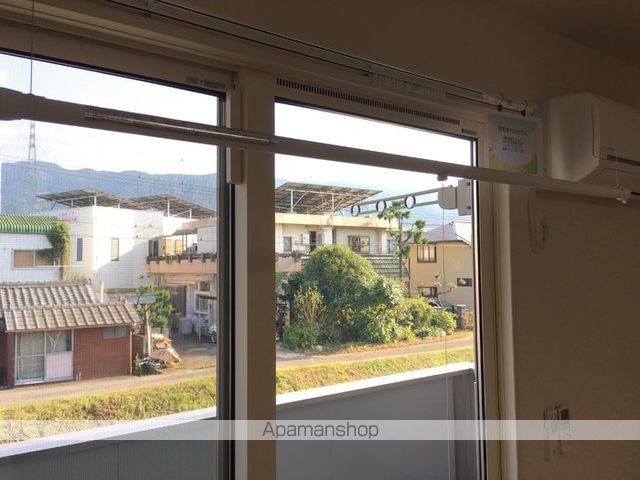 ラルーチェIIの内装写真