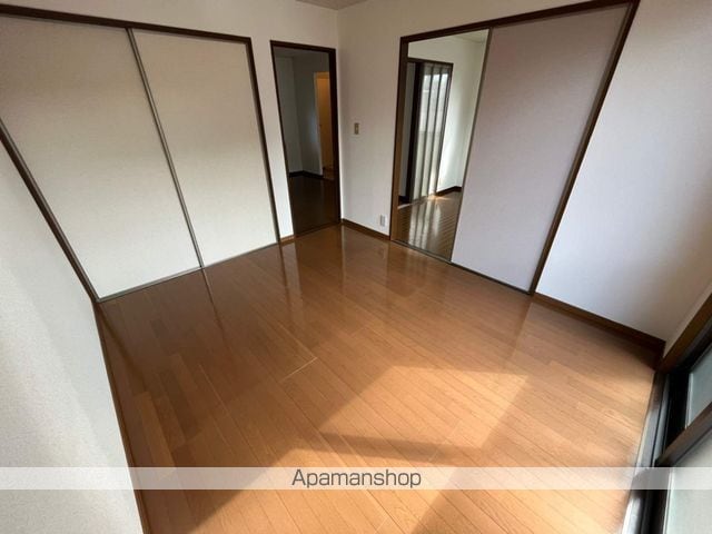 カメリアタウン弐番館の内装写真