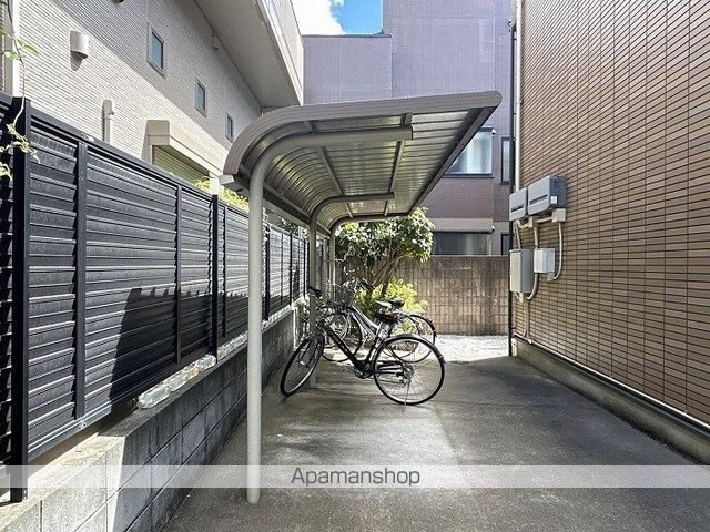 レオパレスMの外観写真