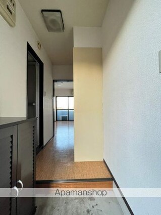 甲ノ原セントジュエル[1R/19.4m2]の玄関