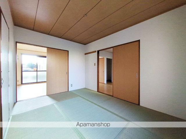 セジュール北八代 B棟の内装写真