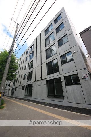 アダマゼイン厚別南の外観写真