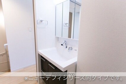 フィオーレＨ[1LDK/44.28m2]の洗面所
