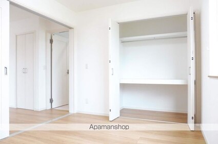 フロントパーク[1LDK/42.22m2]の収納