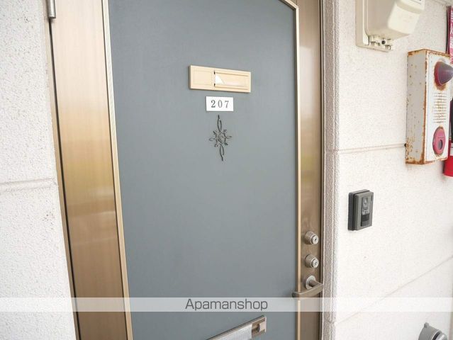 エーコーモア岩見沢Bの玄関写真