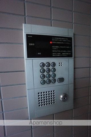 サンイースト東草深の玄関写真
