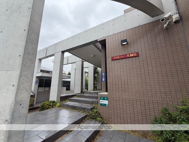 プリムベール向丘の玄関写真
