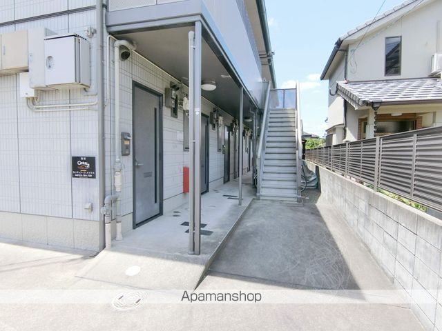 フローラルアンリの玄関写真