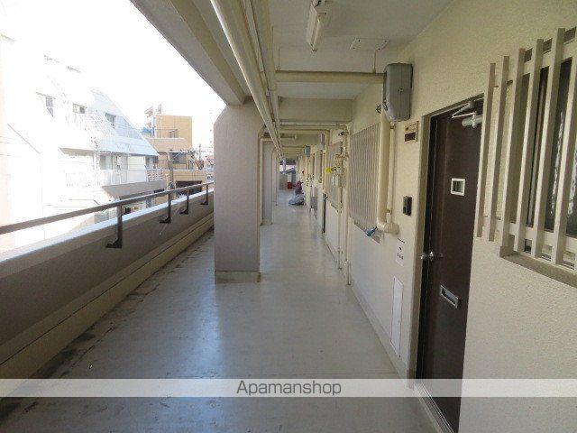 都島岡本マンションの玄関写真