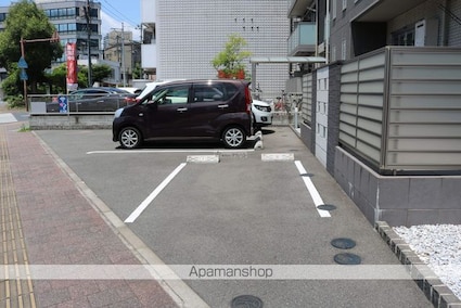 ＤーＲｅｓｉｄｅｎｃｅ御船町[1LDK/64.55m2]の駐車場