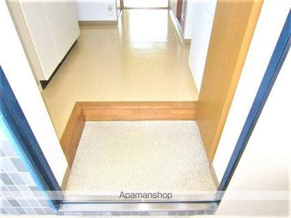 長野県長野市青木島町青木島乙[1K/25.6m2]の玄関