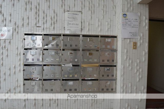 グレイス上荒田弐番館の玄関写真