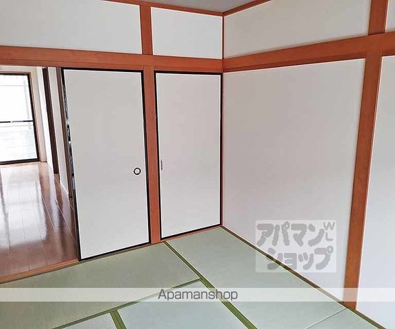 醍醐槇ノ内町貸家の内装写真