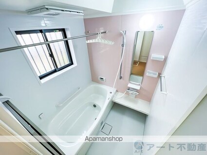 ＲＹＳ道後　Ｂ棟[3LDK/92.7m2]のバス