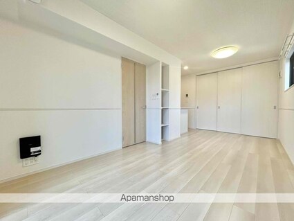 ファミリエ　Ⅰ[1LDK/44.7m2]の内装1