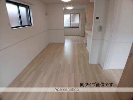 フィオーレＨ[1LDK/40m2]のリビング・居間