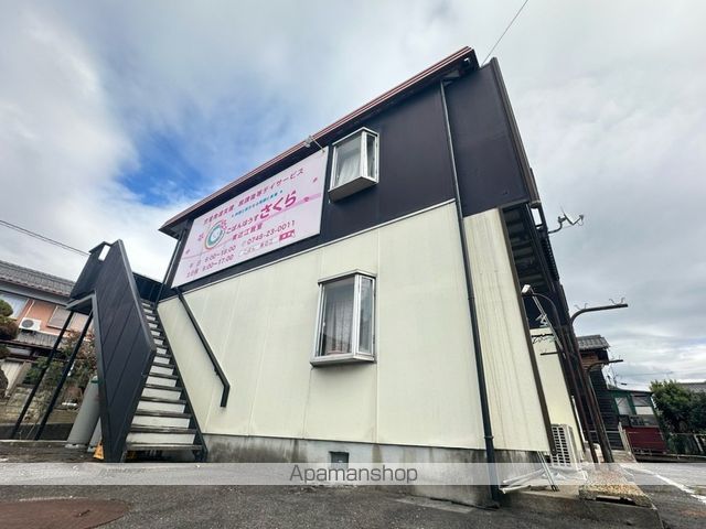 ハイツアカツキの外観写真