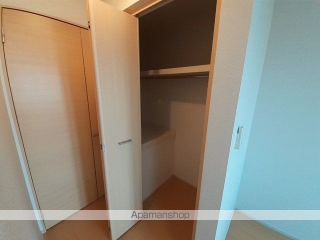 メゾン早坂 弐番館の内装写真