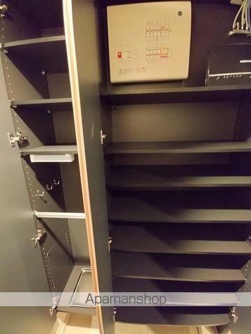 ブランズタワー大阪本町の内装写真