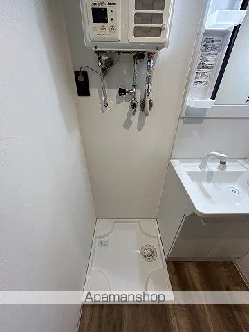 ロイヤルOSの内装写真