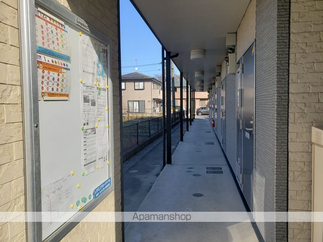 レオパレスSUNROOMの玄関写真