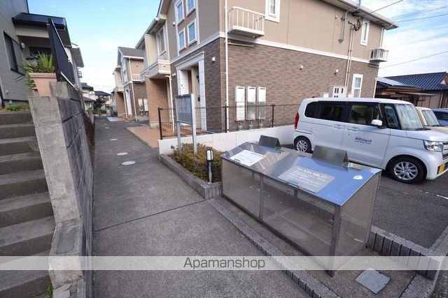 グレイスフルBの玄関写真