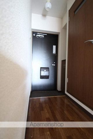 マーキュリーIIIの内装写真