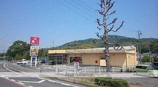 トロワ・ブランシュBの周辺写真