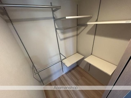 ルフォンプログレ上野御徒町[1LDK/34.22m2]の収納