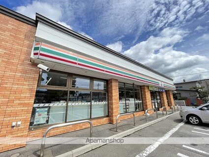 ピュアローズ　Ｄ館[2LDK/60.36m2]の周辺7