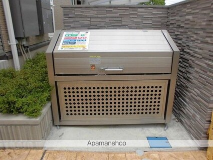 Ｅａｓｔ　Ｃｌｏｕｄ[2LDK/58.04m2]の共用部3